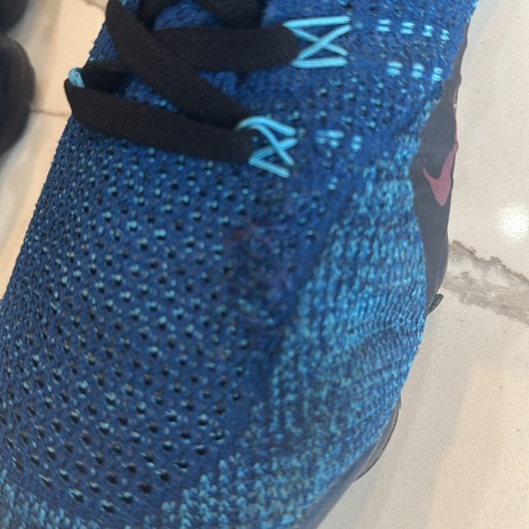 Nike Vaprmax Flyknit size 11.5 - Picture 5 of 5